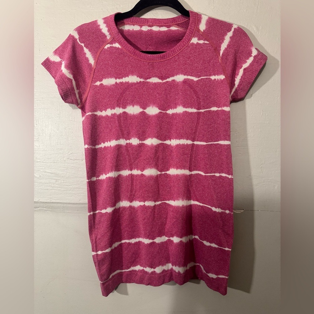 lululemon athletica Pink and White Tie-Dye Top Size 6